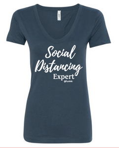 Social Distancing Expert - T' Shirt