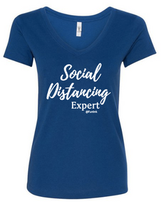 Social Distancing Expert - T' Shirt