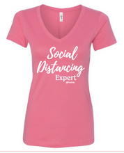 Load image into Gallery viewer, Social Distancing Expert - T&#39; Shirt
